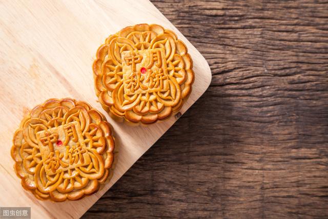 快到中秋节了,自制老五仁月饼,详细步骤教给你,比卖的还好吃