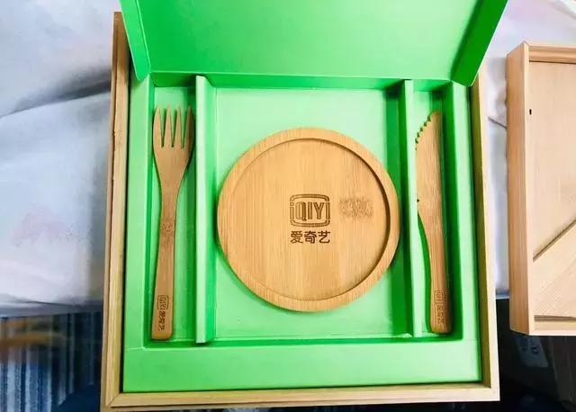2019年互联网公司中秋月饼大赏!柠檬树下你和我