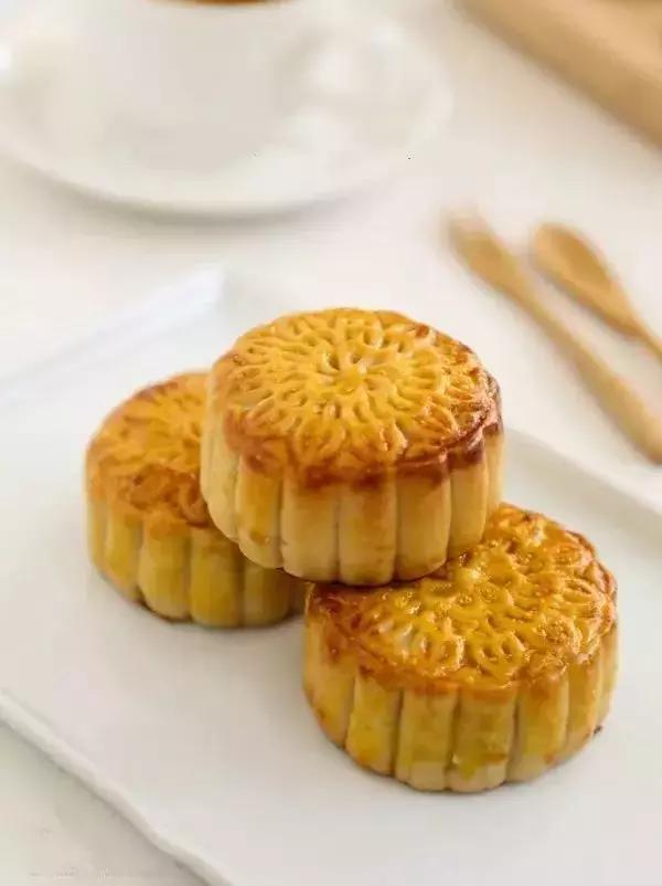 月饼的做法终于来了!中秋月饼不用买,自己动手做,健康又美味