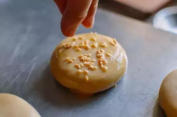 月饼的做法终于来了!中秋月饼不用买,自己动手做,健康又美味